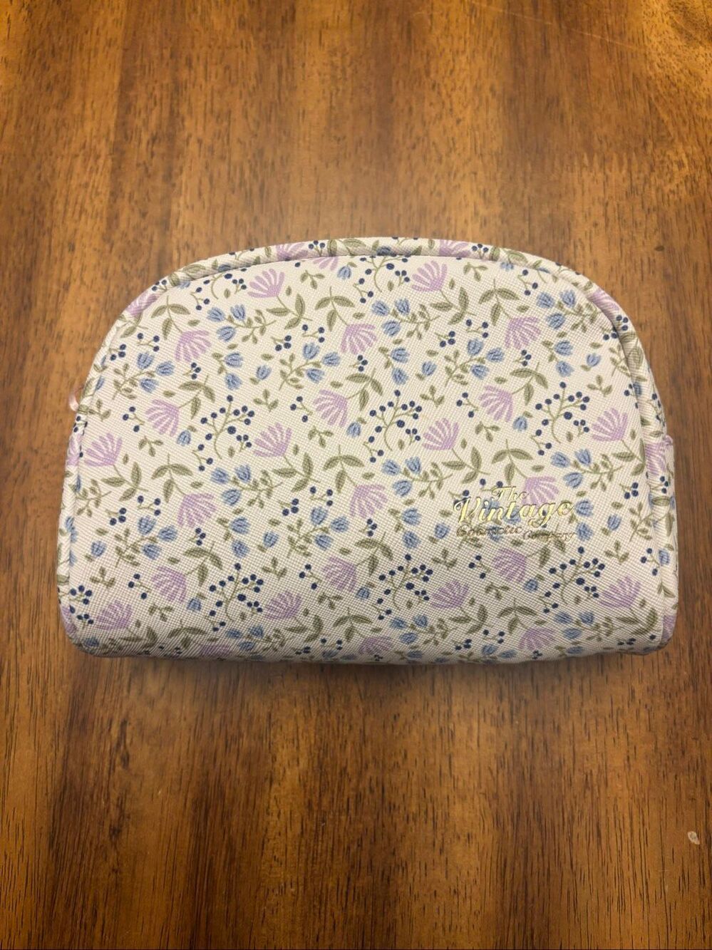 The vintage cosmetic co. Pouch, NWOT